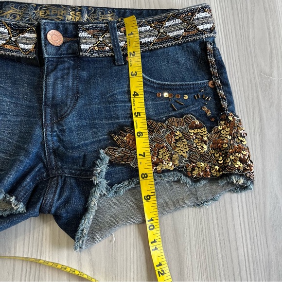 EUC! EXPRESS Embellished Sequin Beaded Raw Hem Cut Off Dark Blue Shorts Size 2 - Picture 6 of 8